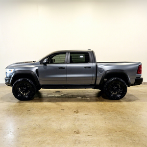 รถใหม่มาแรงปี 2024 RAM 1500 RHO 4x4 ตัวเต็มออฟชั่น ขายด่วน สภาพดีมาก เครื่องยนต์ดีเซลเทอร์โบ เกียร์ออโต้ เบาะหนัง หลังคาซันรูฟ - Product Image 1