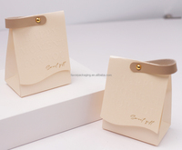 FAVORCRAFTS Boîtes cadeaux pliables réutilisables personnalisées avec poignée en cuir, en papier d'art portable pour mariages et fêtes nuptiales