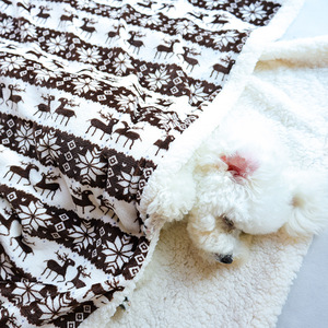 Couverture d'hiver en peluche <span class=keywords><strong>pour</strong></span> cerf Petite couette Double couverture épaissie Couverture de Noël <span class=keywords><strong>pour</strong></span> chat et <span class=keywords><strong>chien</strong></span> - Product Image 6