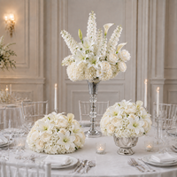 Centre de table floral en soie blanche, arrangement de fleurs artificielles réalistes faites à la main, support en métal et cristal, décoration de table pour mariage et banquet