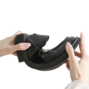 รองเท้าโลฟเฟอร์หนังนิ่มสำหรับผู้หญิง พื้นรองเท้ายางส้นกลาง สไตล์ลำลอง รองเท้านักเรียน ไซส์ 35 43 - Product Image 5