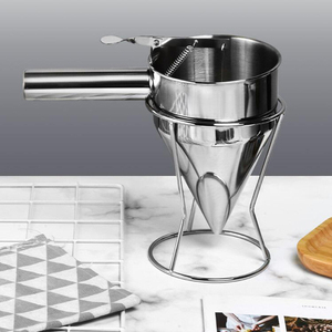 XEOLEO Distributeur de pâte à crêpes de cuisine en acier inoxydable avec support Entonnoir à piston de confiserie Pastr - Product Image 3