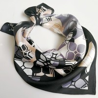 Foulard en Soie 100 % Pure Suzhou Personnalisé sans Minimum, Foulards en Twill de Soie Imprimés Carrés