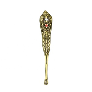 Messing Ambachten Bloem Oor Lepel Bloem Hanger Sieraden - Product Image 1