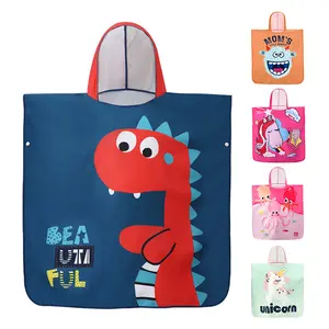 Serviette de poncho de plage de luxe pour enfants imprimée sur mesure à capuche <span class=keywords><strong>en</strong></span> microfibre douce à séchage rapide et antimicrobienne pour les enfants - Product Image 1