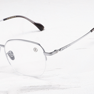 กรอบแว่นตาไทเทเนียมแท้กรอบครึ่งน้ำหนักเบาพิเศษสำหรับผู้ชายดีไซน์แบบขายส่ง - Product Image 2