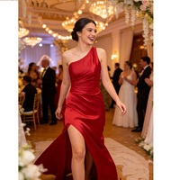 Beliebte Ballkleider für Mädchen, einseitig schulterfrei, ärmellos, seitlich geschlitzt, schlicht, einfarbig rot, bodenlang, Abendkleid