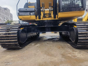 La importación original de Japón es muy buena para usar la excavadora Carter CAT330D2L usada en Shanghai China - Product Image 6