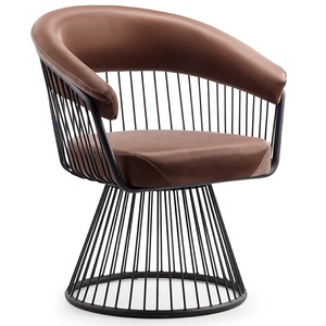 <span class=keywords><strong>Fauteuil</strong></span> moderne industriel en cuir PU marron avec base en fil métallique <span class=keywords><strong>noir</strong></span> pour restaurant, café, bar, mobilier de salle à manger - Product Image 1