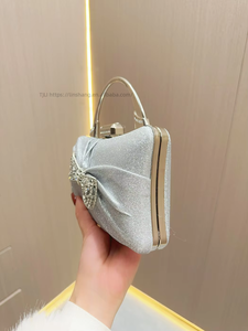 Pochette de soirée pour femme avec motif diamants plissés, bandoulière unique, fermeture éclair, en polyester, pour événements et dîners - Tanjing - Product Image 2