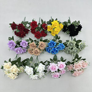 Venta al por Mayor Directa de Fábrica, 5 Cabezas de Rosa de Terciopelo, Simulación de Paniculata, Rosa Pequeña con Forma de Cuerno para Decoración Floral - Product Image 3