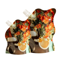 Pochette souple personnalisée à bec verseur de forme spéciale pour emballage de liquides (sauce chocolat, café, boisson, jus)