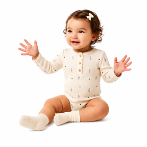 Vente en gros de combinaisons pour bébé fille à manches longues en coton, imprimé floral, barboteuse pour nourrisson, combinaison douce et respirante pour bébé, confortable pour nouveau-né - Product Image 1