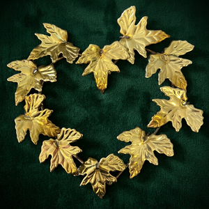 Corona de hojas de bronce en forma de corazón, flores decorativas hechas a mano, estilo clásico, paquete de una sola pieza sin iluminación - Product Image 2