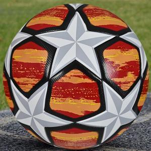 Pallone da Calcio Personalizzato OEM, Tutte le Misure, Impermeabile e Resistente all'Usura, per Allenamento e Competizioni di Club, Scuole e Squadre - Product Image 6