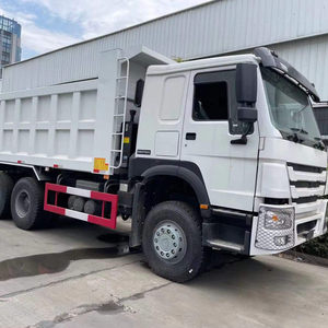 Camión Volquete HOWO 6x4 Sinotruk |   Camión de Servicio Pesado con Motor Weichai Euro II para Minería y Construcción de Carreteras - Product Image 1