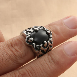 yunnique Men's <b>Silver</b> <b>Ring</b> With Black Stone Retro Flower Design Bezel Setting Jewelry Gift - Product Image 3
