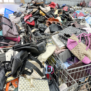 All'ingrosso fornitore di borse usate di alta qualità imbracatura in pelle usato più tasche uso quotidiano Business Bag misto in scatola - Product Image 1