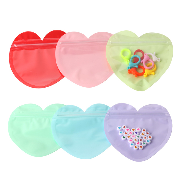 10*10MM Heart Shaped Self-Sealing Plastic Bag Jewelry Container for Display and Storage