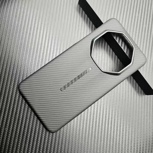 Nuevo modelo <span class=keywords><strong>de</strong></span> fibra <span class=keywords><strong>de</strong></span> carbono superventas y funda <span class=keywords><strong>de</strong></span> teléfono <span class=keywords><strong>de</strong></span> moda <span class=keywords><strong>de</strong></span> gama alta para <span class=keywords><strong>Huawei</strong></span> Mate 60RS funda <span class=keywords><strong>de</strong></span> teléfono <span class=keywords><strong>de</strong></span> fibra <span class=keywords><strong>de</strong></span> aramida ligera - Product Image 4