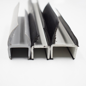 Tira de Sellado de Goma de PVC Extruido en Forma de H para Puerta Trasera de Contenedor/Camión, con Corte Personalizado Disponible - Product Image 1