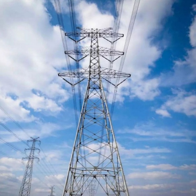 Kehua All-Weather 330kV Galvanized Steel Lattice Transmission Tower 300A Current 6 Sockets Grade 12 Typhoon Resistant 30+ Year