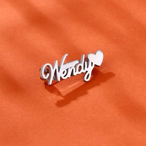 Cá Nhân Thép Không Gỉ Tên Trâm DIY Chân Không Mạ Thư Hoa Pins Trang Sức Phụ Kiện Đám Cưới Tên Tên viết tắt - Product Image 5