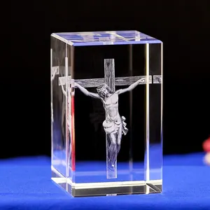 Новый 3D лазерная гравировка с Иисусом, хрустальный стеклянный крест-куб, сделанный на заказ стеклянный куб для фото