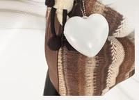 Décoration et cadeau idéaux, petit sac à main mignon et élégant, lumière LED intégrée alimentée par batterie, mini sac à main en forme de cœur en ABS
