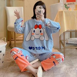 Pijama <span class=keywords><strong>de</strong></span> lana coral <span class=keywords><strong>de</strong></span> cuello redondo para mujer, felpa y cálido en invierno, dibujos animados lindos y dulces - Product Image 4