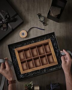 <span class=keywords><strong>Boîte</strong></span> <span class=keywords><strong>à</strong></span> montres artisanale personnalisée, organisateur de montres <span class=keywords><strong>à</strong></span> 10 compartiments avec vitrine <span class=keywords><strong>en</strong></span> verre et coussinets amovibles, <span class=keywords><strong>boîte</strong></span> <span class=keywords><strong>à</strong></span> montres et <span class=keywords><strong>bijoux</strong></span> <span class=keywords><strong>en</strong></span> <span class=keywords><strong>bois</strong></span> de noyer - Product Image 5