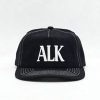 MOQ bajo Buena calidad Venta caliente Perfil medio 5,5 Panel Gorro de sarga de algodón Bordado Ajustable Snapback Sombrero de papá sin estructura