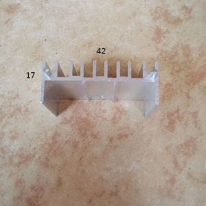 ฮีทซิงค์อะลูมิเนียม 42x17x20 มม. แบบสองขา สำหรับ TO220 MOSFET SCR 7805 ไดโอดซีเนอร์ ระบายความร้อน - Product Image 3