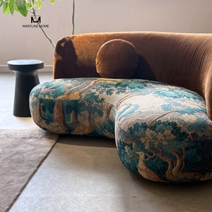 Sofá Curvo Vintage con Tapicería de Tapiz Abstracto, Sofá Curvo de Terciopelo Marrón de Estilo Moderno de Mediados de Siglo para Sala de Estar - Product Image 2