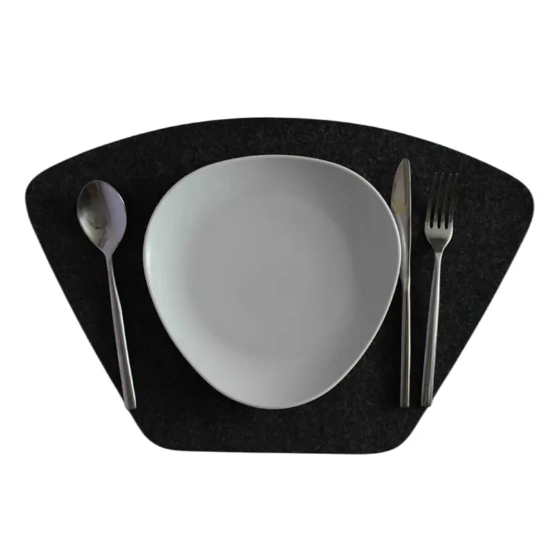 Manteles Individuales modernos para mesa de comedor, manteles individuales de fieltro negro no tejido en forma de abanico para mesa