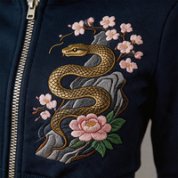 Ensemble tendance streetwear 2026 pour femme : veste à capuche à lacets et pantalon évasé avec logo personnalisé, en coton et élasthanne, tenue décontractée d'automne