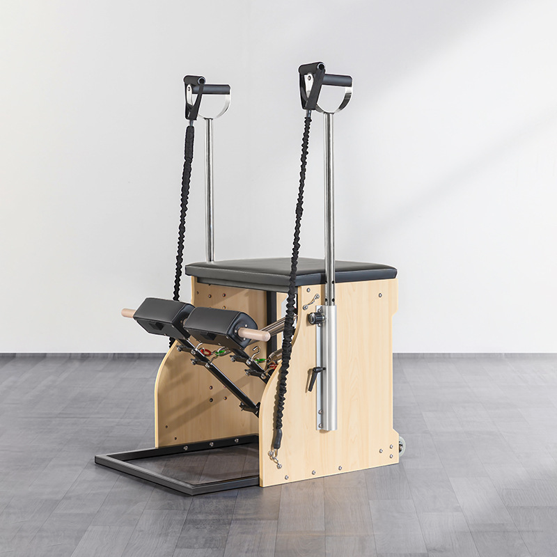 Chaise stable à fond en fer en bois d'érable