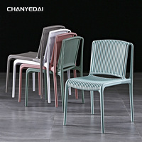 Chaise de Salle à Manger Moderne en Polypropylène de Haute Qualité, Chaises en Plastique Empilables sans Accoudoirs pour Événements