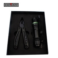 Pince multifonction 2-en-1 avec lampe torche LED, ensemble d'outils à main en acier inoxydable, boîte cadeau OEM, sac à outils pour usage domestique, portée d'éclairage de 500 m
