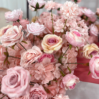 Bouquet de roses et d'hortensias artificiels en soie rose réaliste et romantique pour les arrangements floraux et décorations de mariage et de la fête des mères