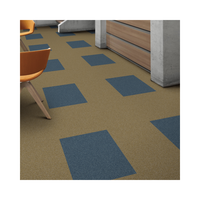Dalles de moquette commerciales Kaili en nylon tufté, à boucles, fabriquées à la machine, teintes en masse, 440 g/m², résistantes aux taches, antidérapantes, personnalisables
