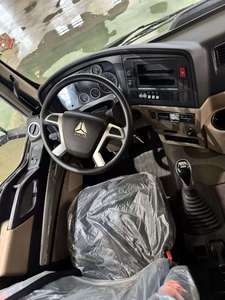 Camion benne diesel neuf Sinotruk Howo 6x4 8x4 à 10 et 12 roues, 30-50 tonnes, très vendu en Chine - Product Image 3