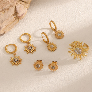 ชุดต่างหูเพชรรูปดวงอาทิตย์และดวงดาว สแตนเลสสตีลสีทอง สำหรับงานปาร์ตี้ เครื่องประดับแฟชั่น ชุดของขวัญสำหรับผู้หญิง - Product Image 3
