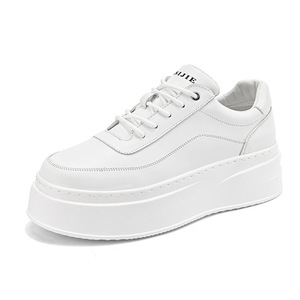 Zapatos deportivos cómodos y antideslizantes de diseño original, zapatos para caminar de cuero genuino de alta calidad, zapatos casuales versátiles y modernos. - Product Image 1