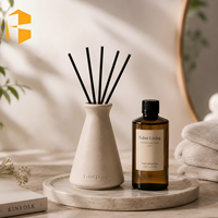 FUBEI LIVING Vente en gros Bouteille diffuseur en céramique conique mate personnalisée 200ml avec bâtonnets diffuseurs pour huiles parfumées et aromathérapie