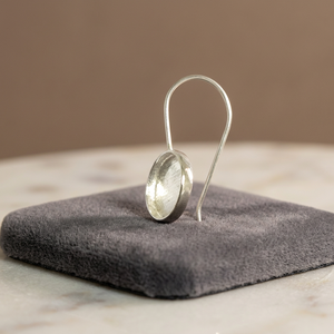 Composants et accessoires de bijouterie DIY : Crochets de boucles d'oreilles en laiton plaqué argent sterling de 8 mm et supports pour la fabrication de bijoux - Product Image 2