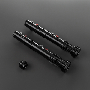 2025 dernier <span class=keywords><strong>sabre</strong></span> <span class=keywords><strong>laser</strong></span> <span class=keywords><strong>de</strong></span> duel lourd <span class=keywords><strong>sabre</strong></span> en métal à double tranchant avec lumière, son et flash-sur-choc <span class=keywords><strong>sabre</strong></span> <span class=keywords><strong>laser</strong></span> RVB - Product Image 6