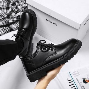 Chaussures de travail imperméables en PU noir pour hommes, nouvelle collection automne, baskets polyvalentes épaisses style coréen, chaussures de chef - Product Image 2