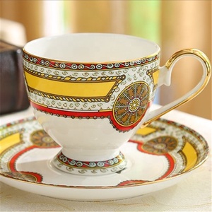 Wholesale 58 Pieces Western Luxury Dining Room Sets Red Horse Home Decors Fine Bone China <b>Dinnerware</b> Sets - Product Image 5