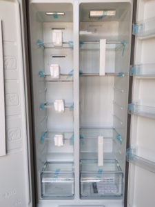 Il frigorifero a <span class=keywords><strong>doppia</strong></span> <span class=keywords><strong>porta</strong></span> incorporato 518L adotta la tecnologia di raffreddamento ad aria ed è adatto sia per le famiglie che per gli hotel. - Product Image 4